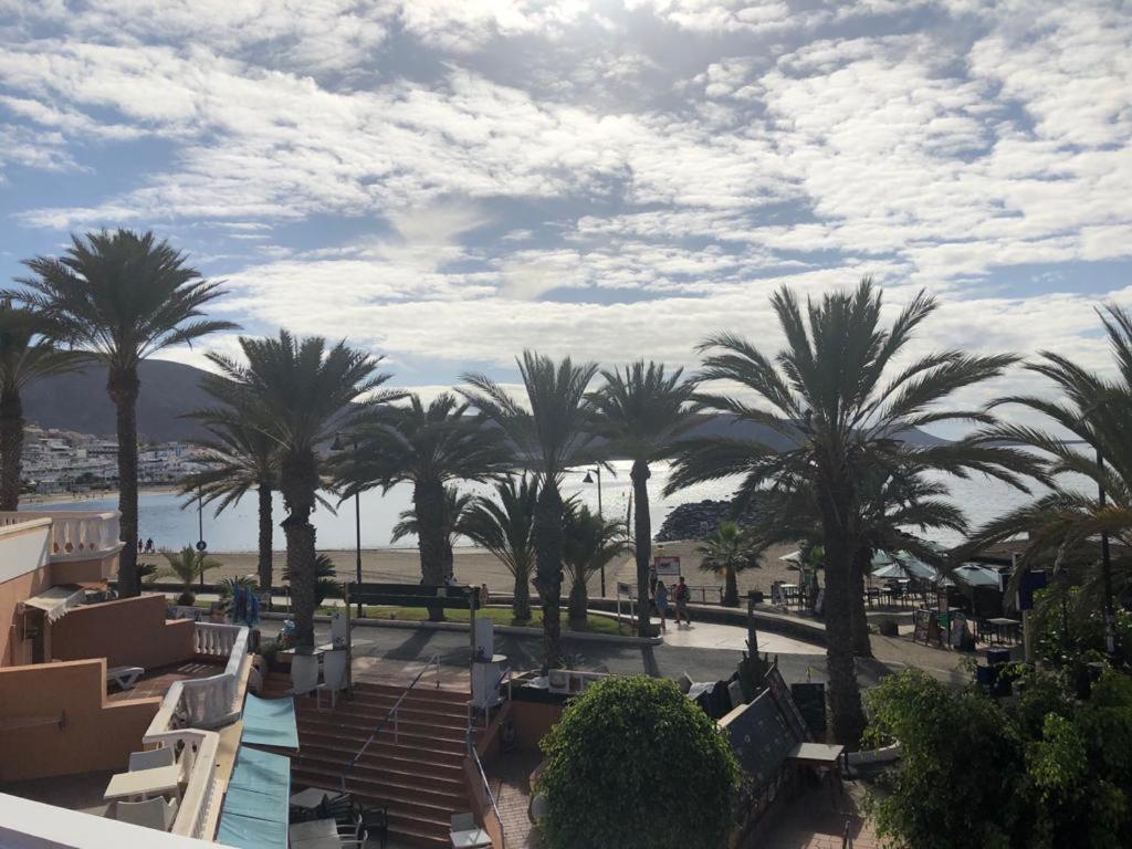 Apartamento Las Vistas Beach - Tenerife Royal Gardens ปลายาเดลาสอเมริกาส ภายนอก รูปภาพ