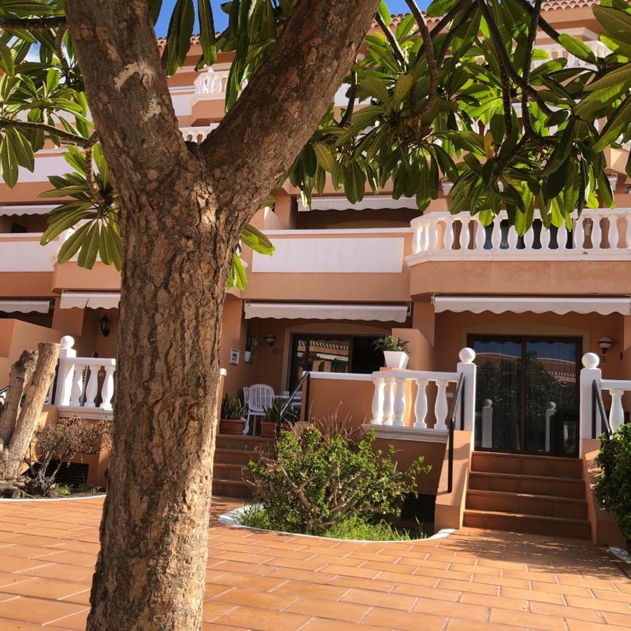 Apartamento Las Vistas Beach - Tenerife Royal Gardens ปลายาเดลาสอเมริกาส ภายนอก รูปภาพ
