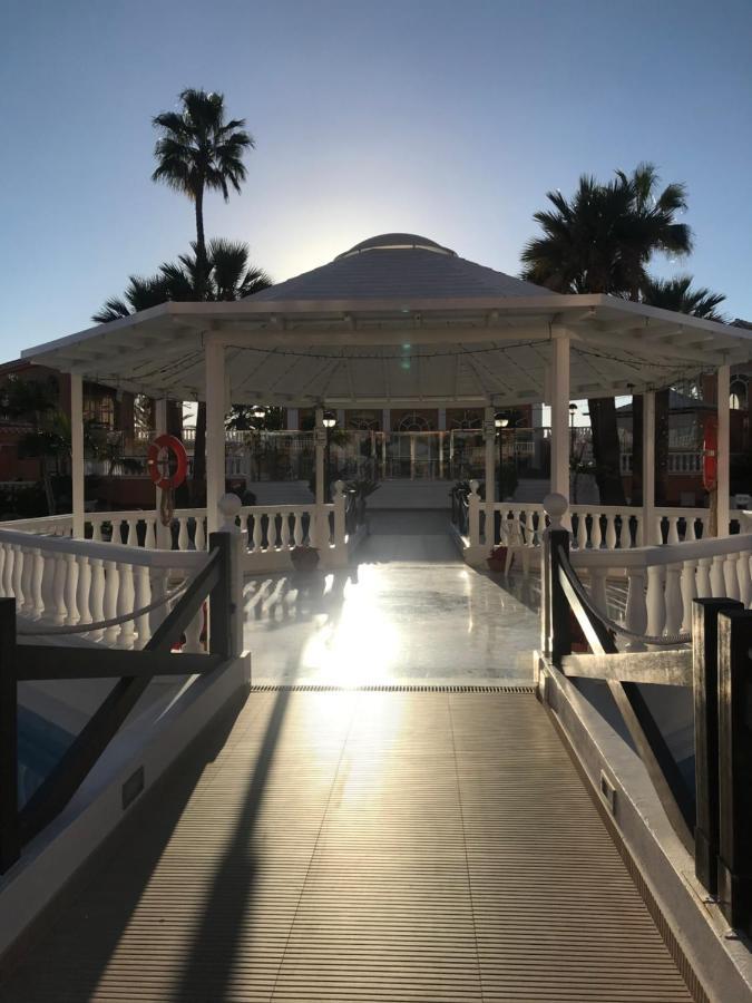 Apartamento Las Vistas Beach - Tenerife Royal Gardens ปลายาเดลาสอเมริกาส ภายนอก รูปภาพ